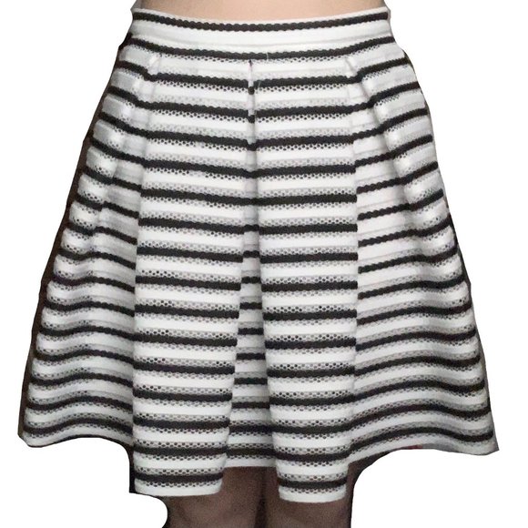 SOPRANO STRIPED EYELET LACE SKIRT - Picture 1 of 4